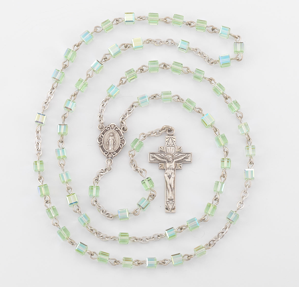 4mm Finest Cube chrysolite sterling silver rosary bxd 16/106
